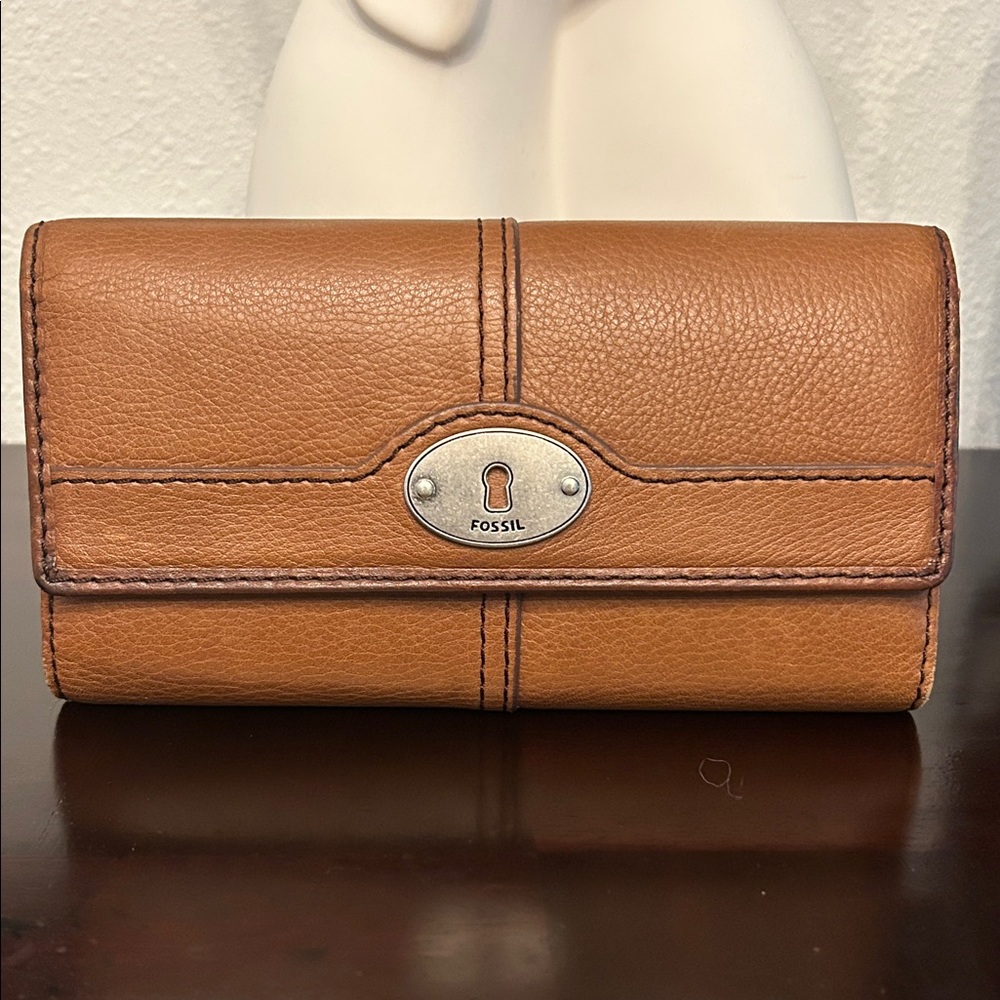 Vintage Fossil Maddox Marlow Leather Flap Clutch Wallet ( Discontinued)
